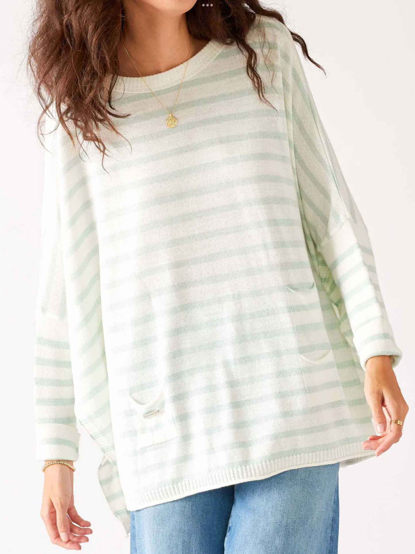 Crewneck Mini Pocket Travel Sweater