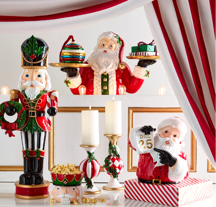 28.75" Table Top Santa Butler
