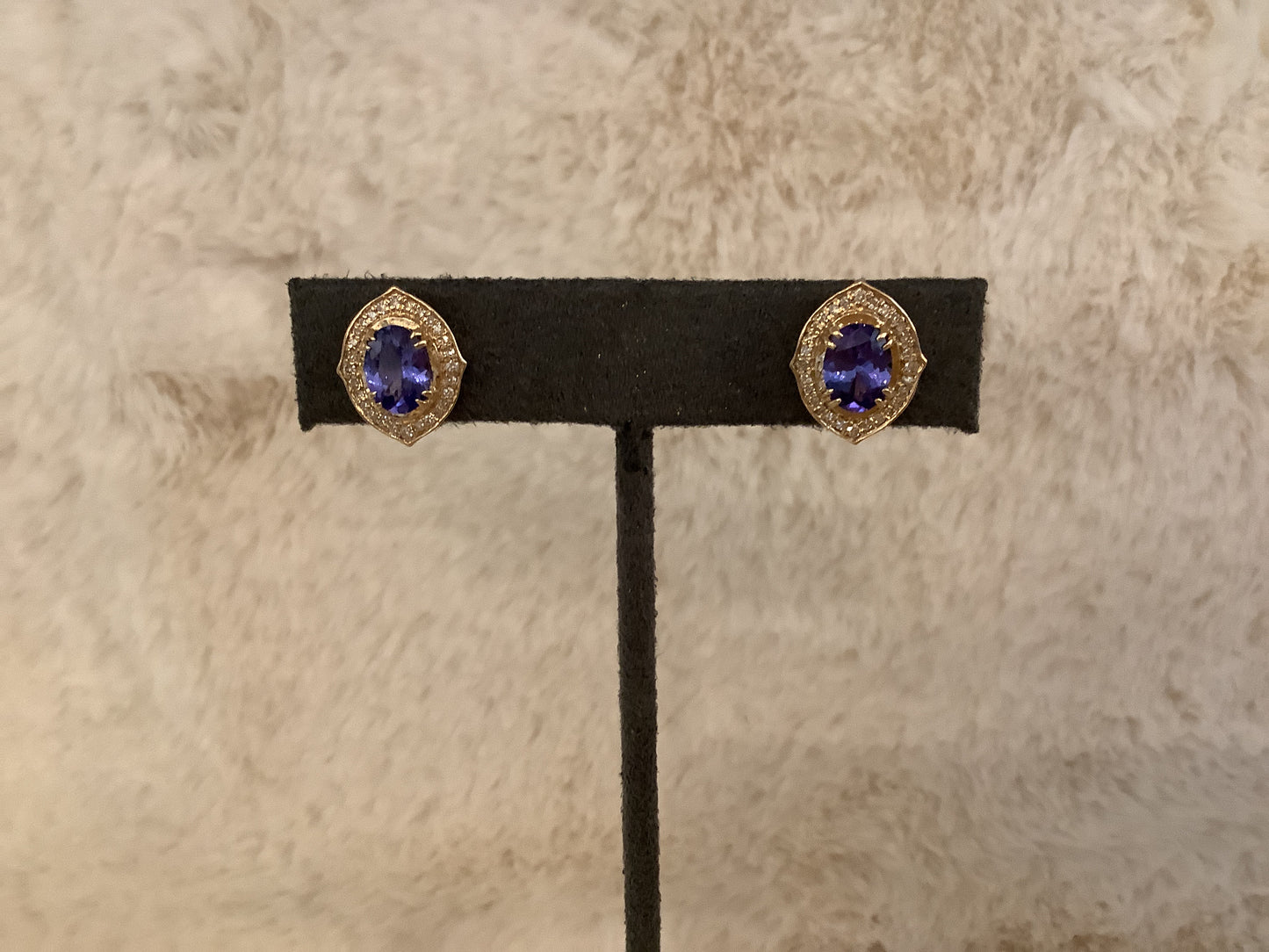 Tanzanite Set 14Karat Gold W/Diamonds