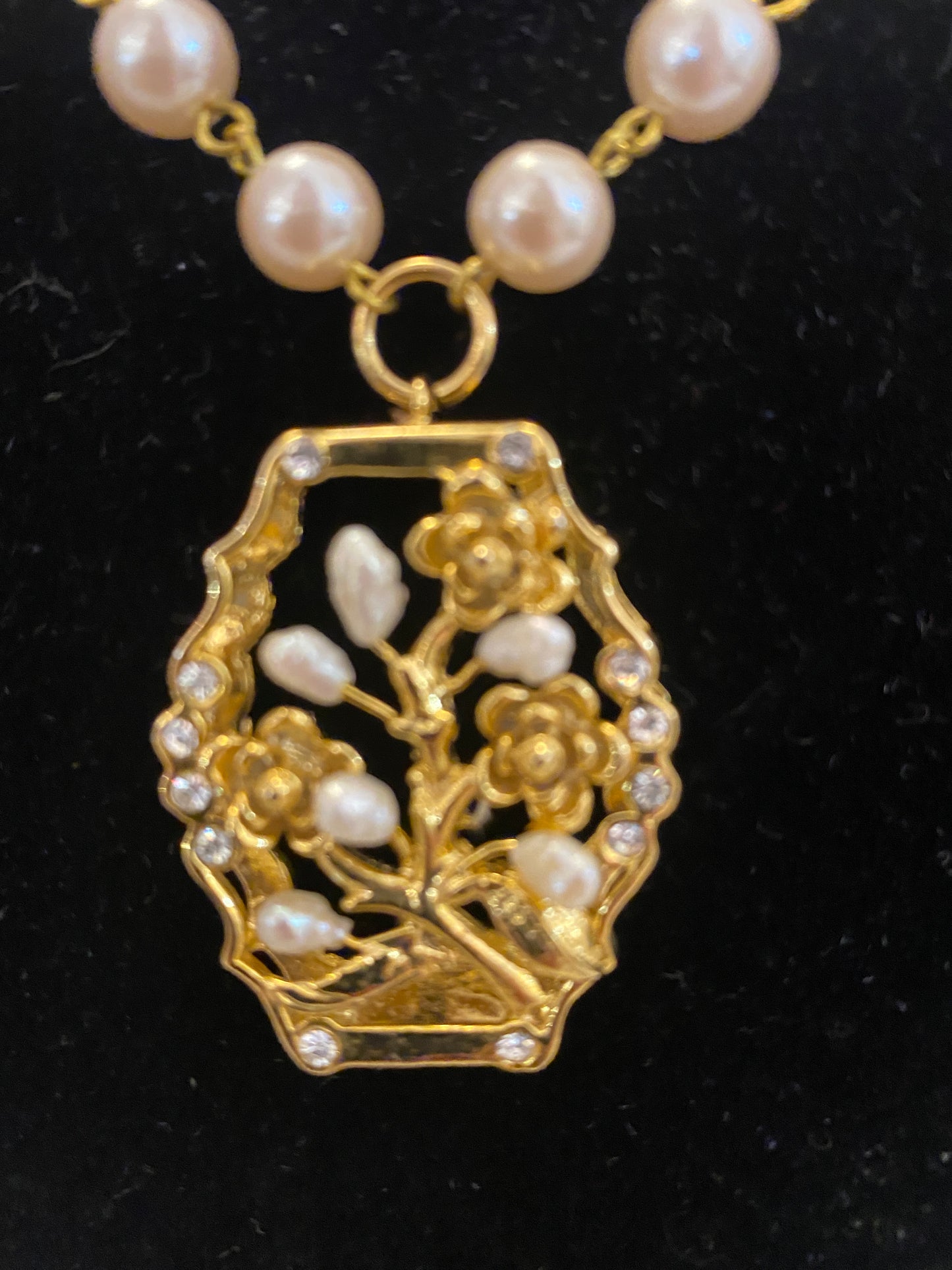 Erin Knight Necklaces