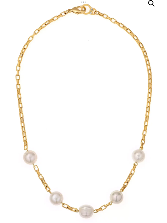 The Lille Necklace – White Pearls Gold