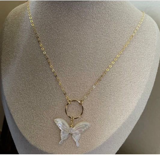 Vuela Necklace