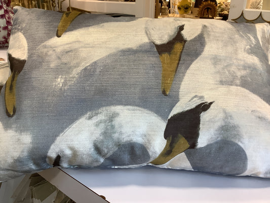 Swan lumbar Pillow