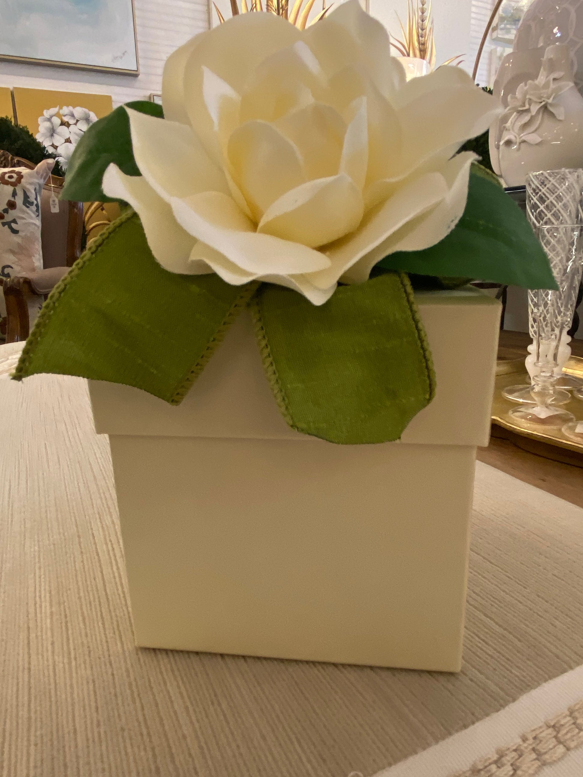 14oz Cape Jasmine Flower Box