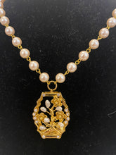 Load image into Gallery viewer, Erin Knight Necklaces