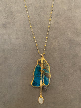 Load image into Gallery viewer, Labradorite Necklace W/Blue Agate Pendant