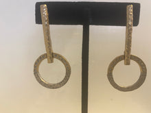 Load image into Gallery viewer, Gold Rin Fupu Earrings
