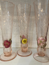 Load image into Gallery viewer, Hazel Etched Glass Vase W/ Pressed Flowers